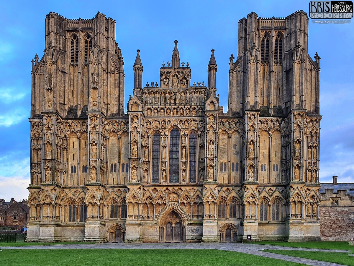 Arthur's Cathedral Wells.jpg